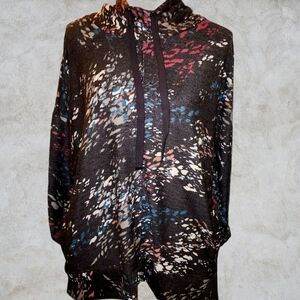 WESTBOUND NWT Funnel Neck Top